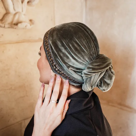 Brass Velvet Turban
