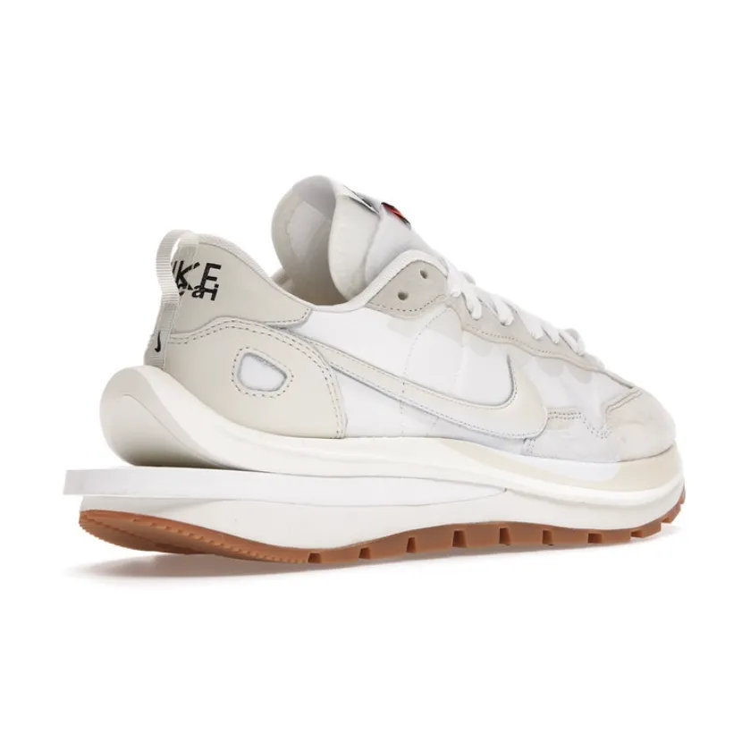Nike Vaporwaffle Sacai Sail Gum