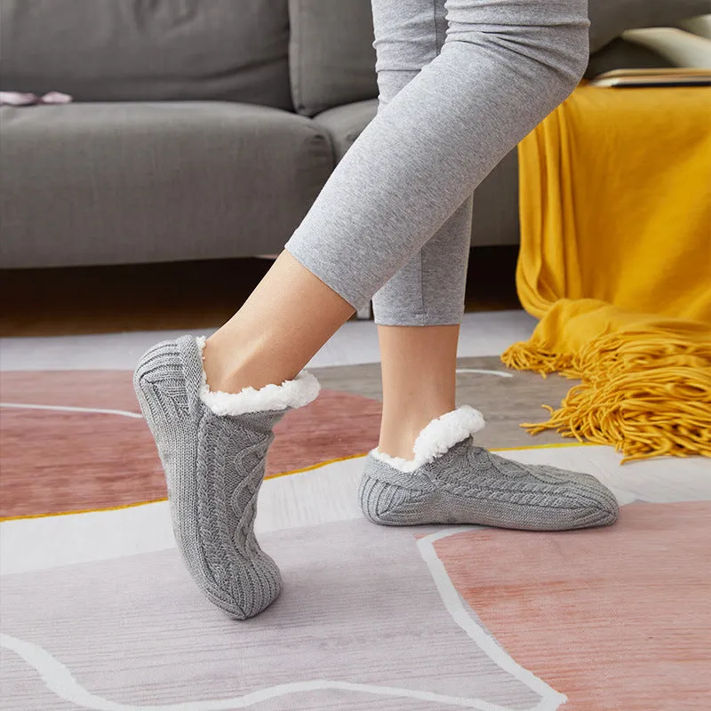 Warm & Cozy Winter Footwear- Non-Slip grip Snow Socks for Women | Brodtica.com