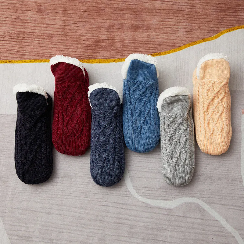 Warm & Cozy Winter Footwear- Non-Slip grip Snow Socks for Women | Brodtica.com